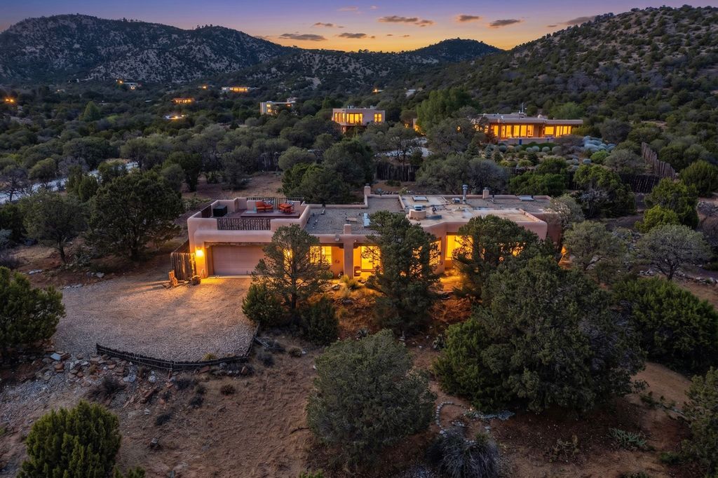 6 Cloudstone Drive, Santa Fe, NM 87505