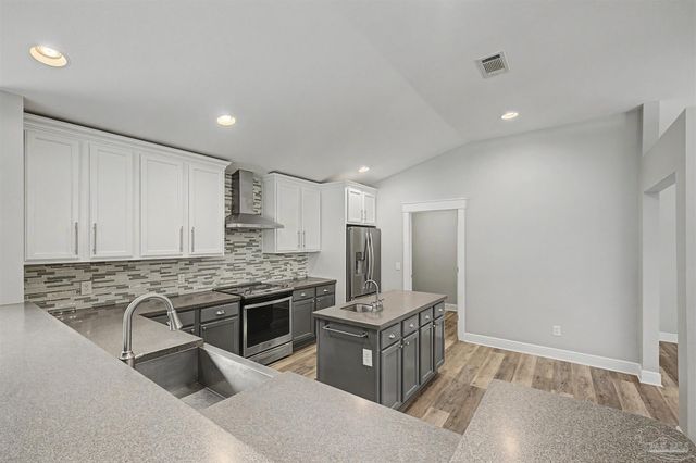 5897 Arch Ave, Pensacola, FL 32526