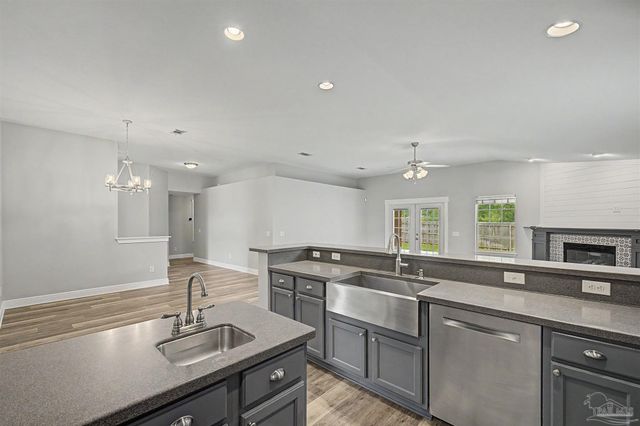 5897 Arch Ave, Pensacola, FL 32526