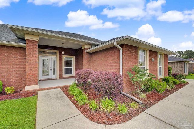 5897 Arch Ave, Pensacola, FL 32526