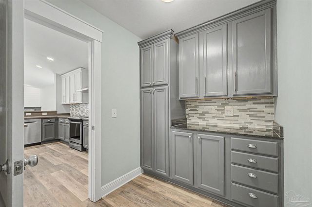 5897 Arch Ave, Pensacola, FL 32526