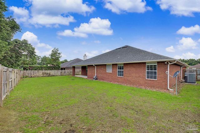 5897 Arch Ave, Pensacola, FL 32526