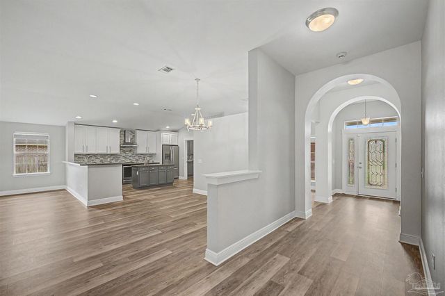 5897 Arch Ave, Pensacola, FL 32526