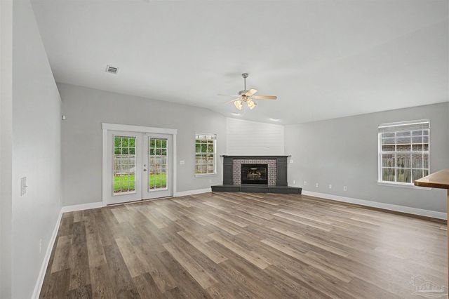 5897 Arch Ave, Pensacola, FL 32526
