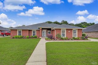 5897 Arch Ave, Pensacola, FL 32526