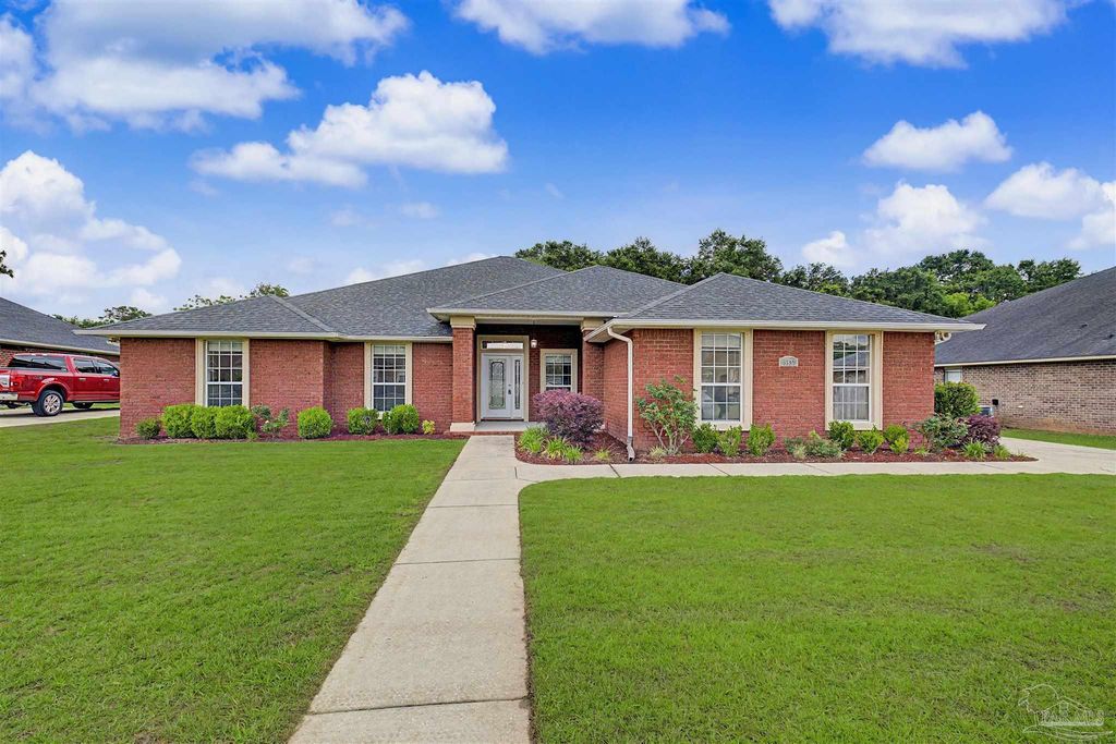 5897 Arch Ave, Pensacola, FL 32526