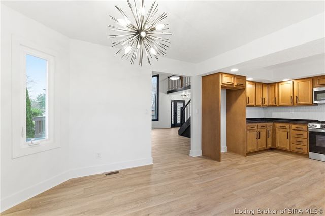 626 Mulberry Street, Sellersburg, IN 47172