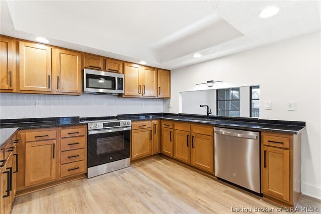 626 Mulberry Street, Sellersburg, IN 47172