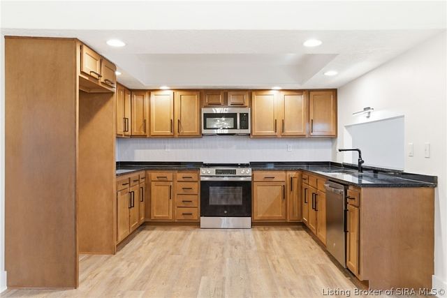 626 Mulberry Street, Sellersburg, IN 47172