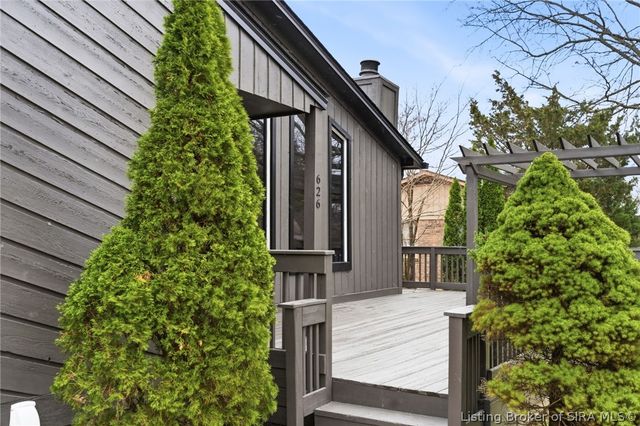 626 Mulberry Street, Sellersburg, IN 47172