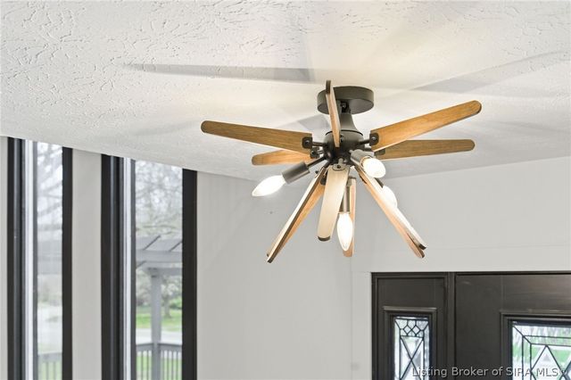 626 Mulberry Street, Sellersburg, IN 47172