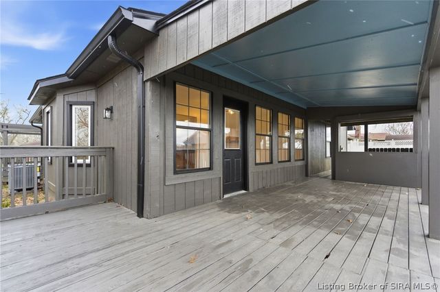 626 Mulberry Street, Sellersburg, IN 47172