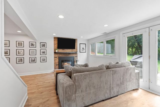 11757 Red Fox Drive, Maple Grove, MN 55369