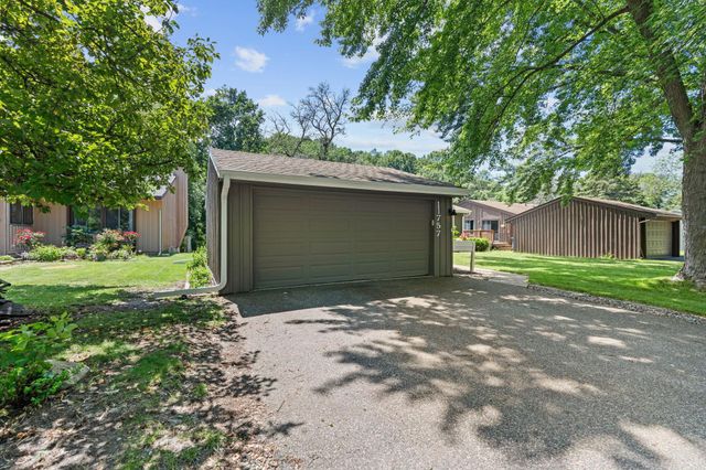 11757 Red Fox Drive, Maple Grove, MN 55369