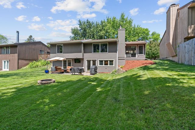 11757 Red Fox Drive, Maple Grove, MN 55369