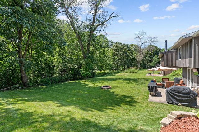 11757 Red Fox Drive, Maple Grove, MN 55369