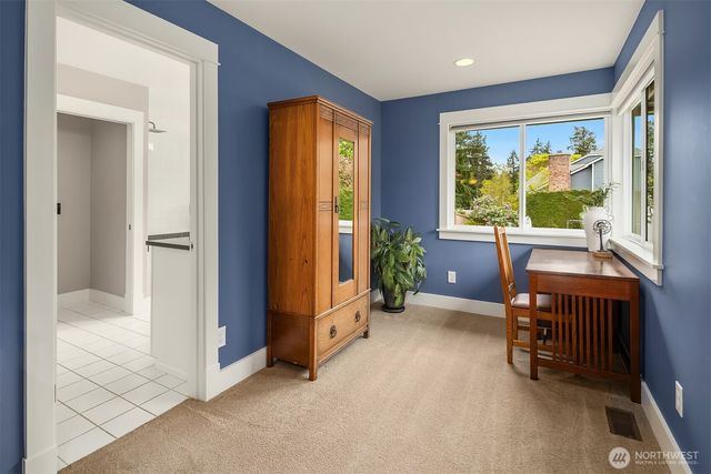 6622 NE 151st Street, Kenmore, WA 98028