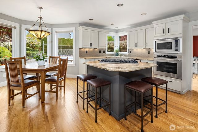 6622 NE 151st Street, Kenmore, WA 98028