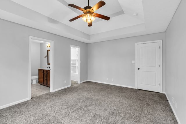 1176 Freedom Dr, Clarksville, TN 37042