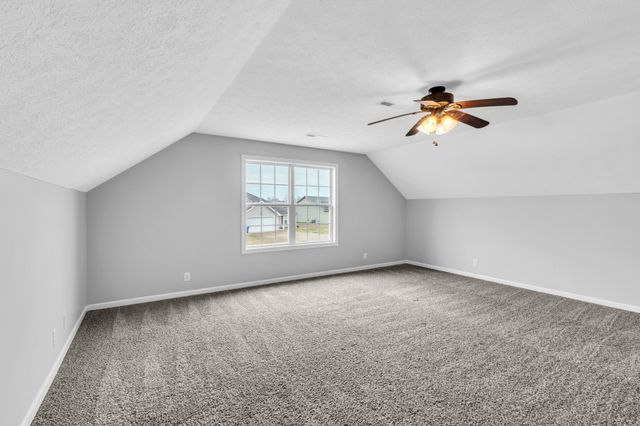 1176 Freedom Dr, Clarksville, TN 37042