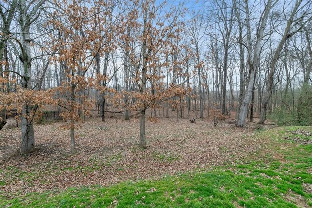 1176 Freedom Dr, Clarksville, TN 37042