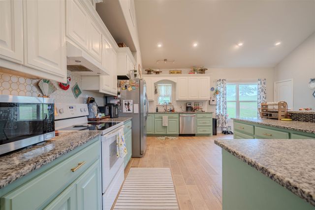 130 Arabian Ct, Gilmer, TX 75645