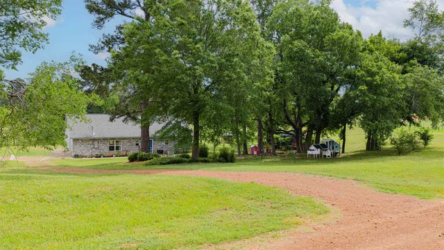 130 Arabian Ct, Gilmer, TX 75645