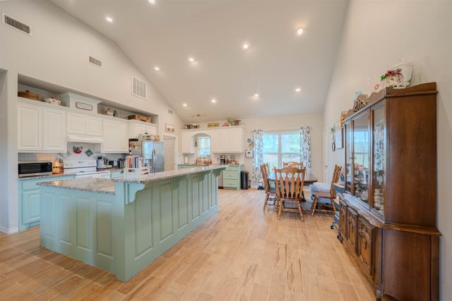 130 Arabian Ct, Gilmer, TX 75645