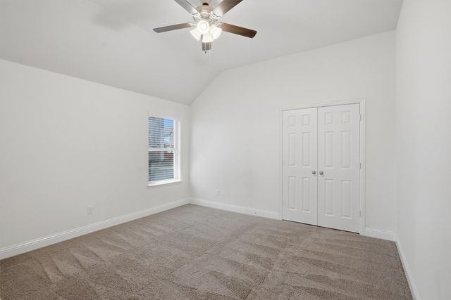 209 Spruce Valley Drive, Justin, TX 76247