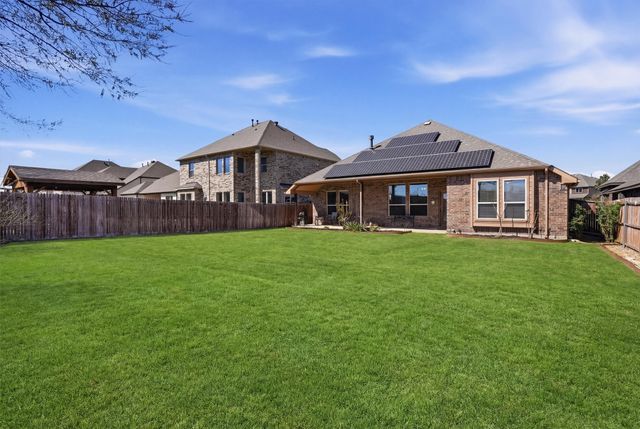 209 Spruce Valley Drive, Justin, TX 76247