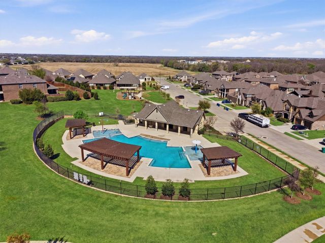 209 Spruce Valley Drive, Justin, TX 76247