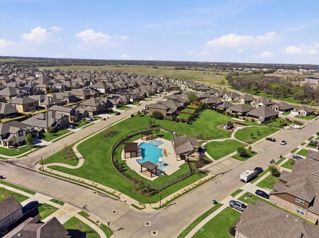 209 Spruce Valley Drive, Justin, TX 76247