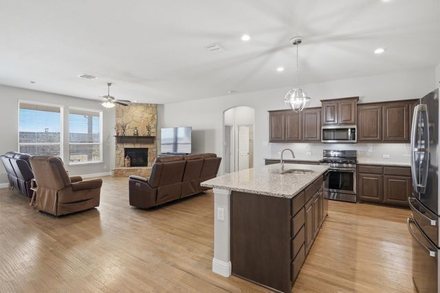 209 Spruce Valley Drive, Justin, TX 76247