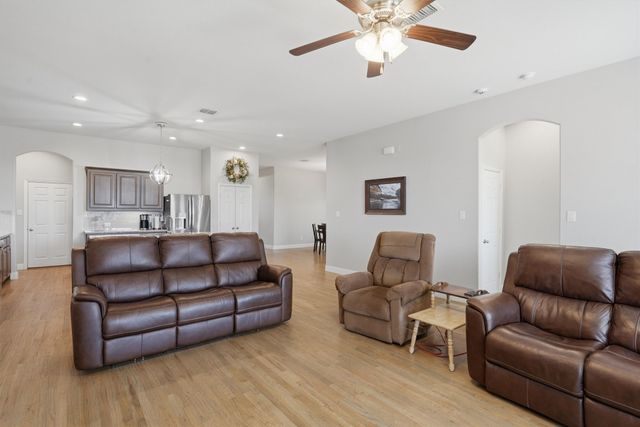 209 Spruce Valley Drive, Justin, TX 76247