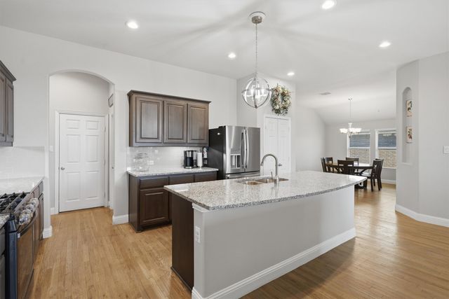 209 Spruce Valley Drive, Justin, TX 76247