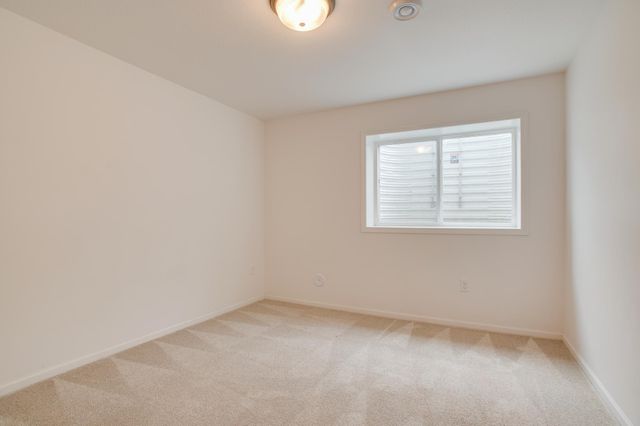 10126 Burgundy Drive, Horace, ND 58047