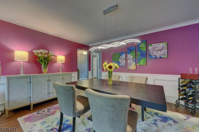 11 Brookside Hts, Wanaque Boro, NJ 07465