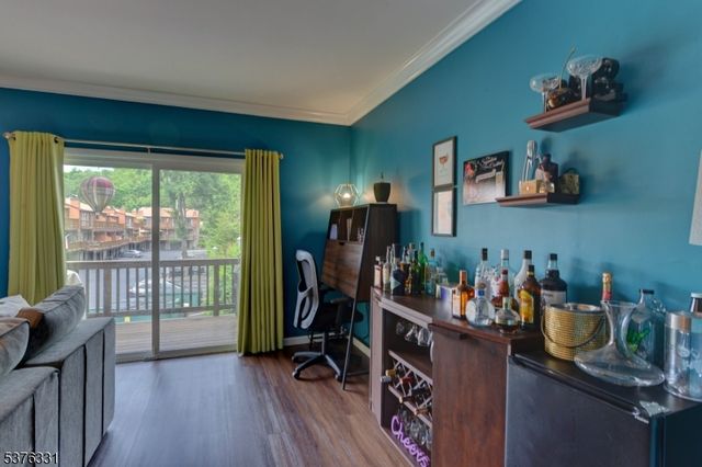 11 Brookside Hts, Wanaque Boro, NJ 07465