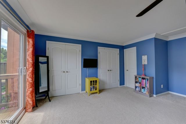 11 Brookside Hts, Wanaque Boro, NJ 07465