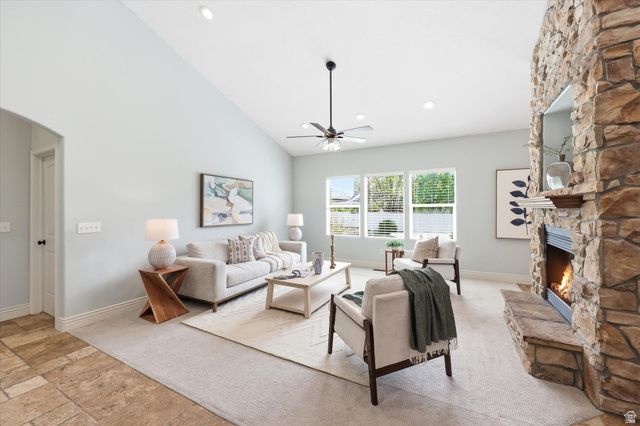 977 W WHITE WULFF DR, Bluffdale, UT 84065