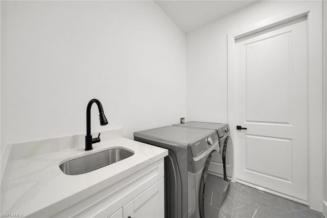 3222 58th ST W, Lehigh Acres, FL 33971