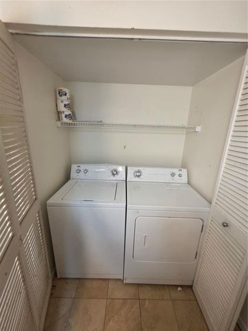 115 112TH AVENUE NE 1024, St Petersburg, FL 33716