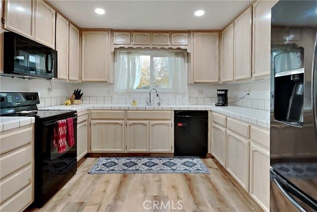 1947 Shadow Park Dr., Turlock, CA 95380