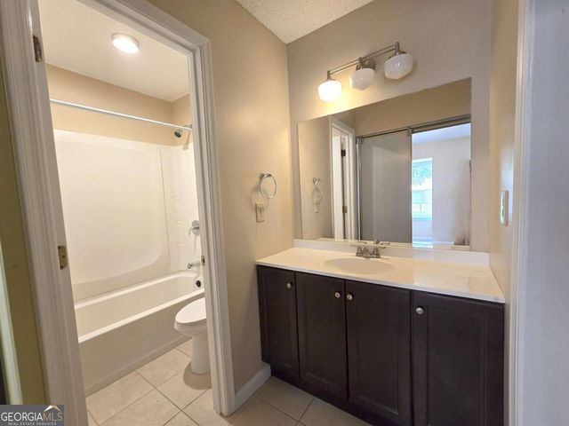 227 Quail Run, Roswell, GA 30076