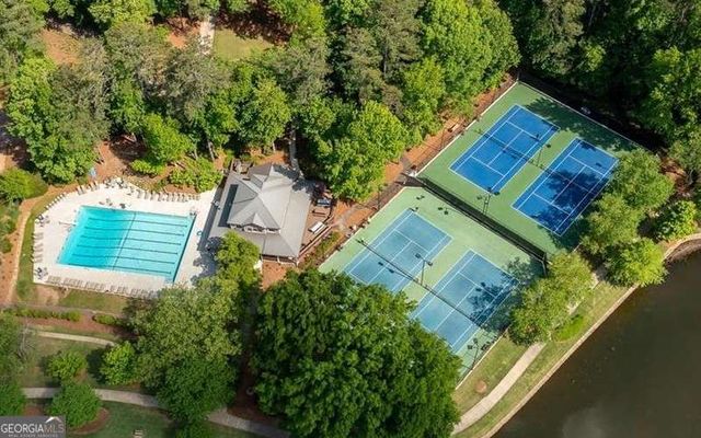 227 Quail Run, Roswell, GA 30076