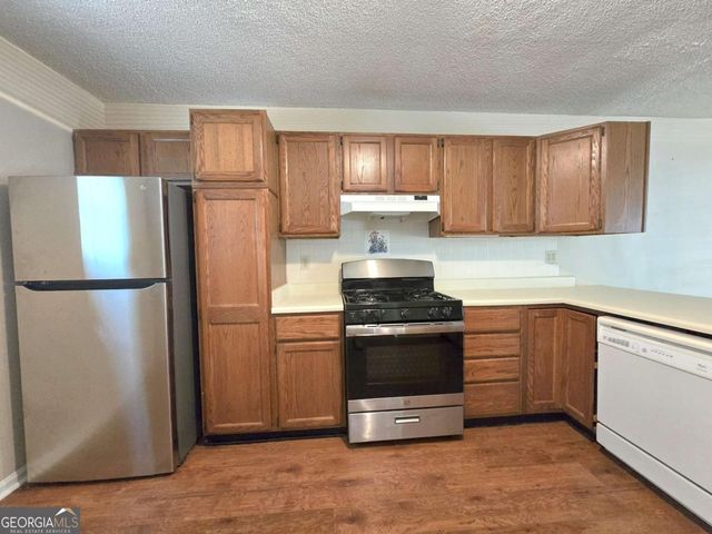 227 Quail Run, Roswell, GA 30076