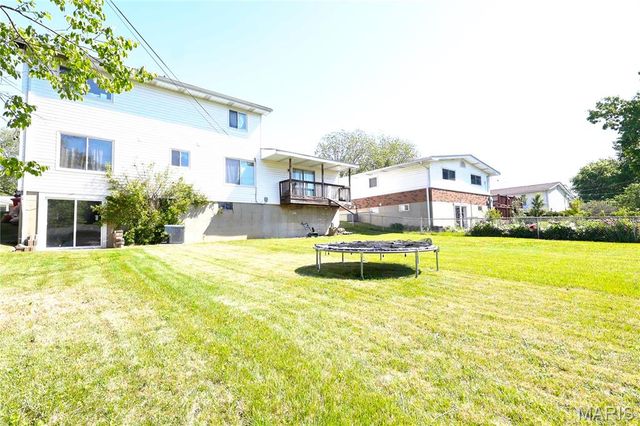 2660 Delaware Drive, Florissant, MO 63033