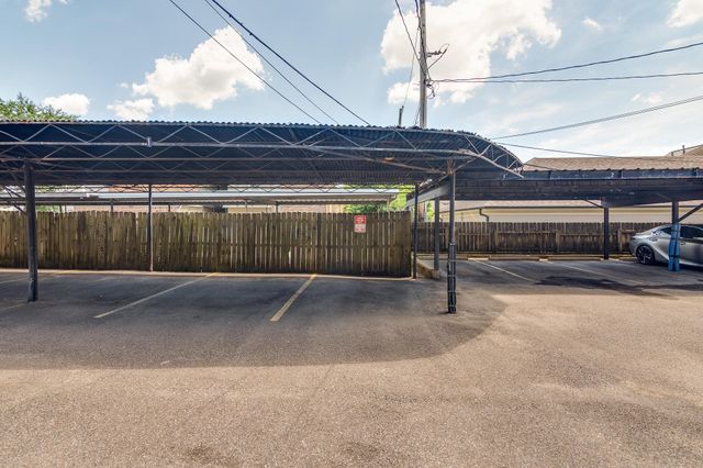 210 S MCLEAN BLVD S # 12, Memphis, TN 38104