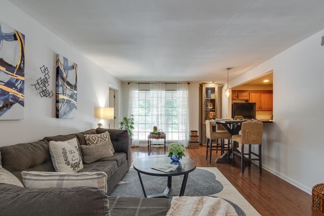 210 S MCLEAN BLVD S # 12, Memphis, TN 38104