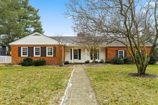 2411 Lytham Road, Upper Arlington, OH 43220